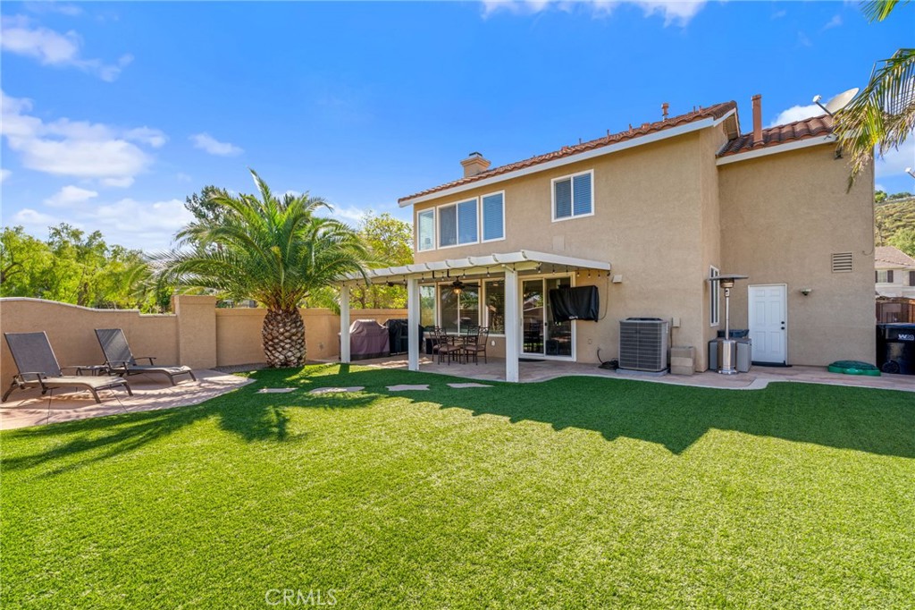 729 La Docena Lane