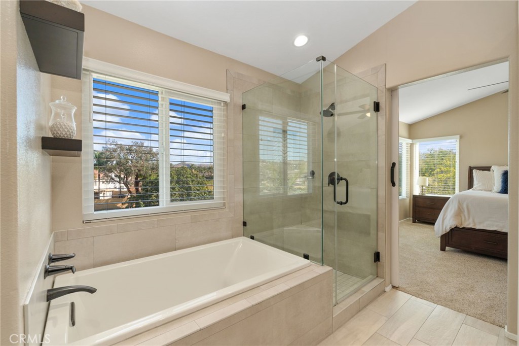 729 La Docena Lane