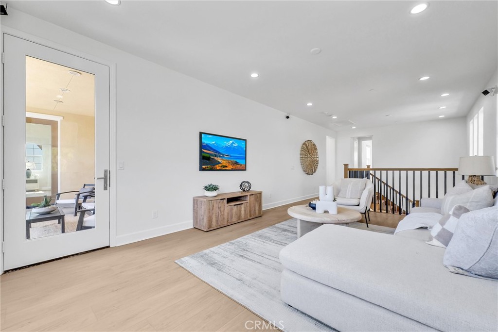 520 N Bardsdale Place