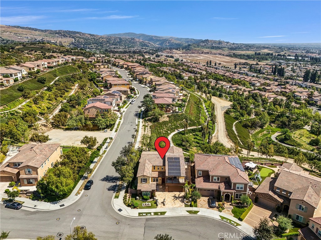 520 N Bardsdale Place