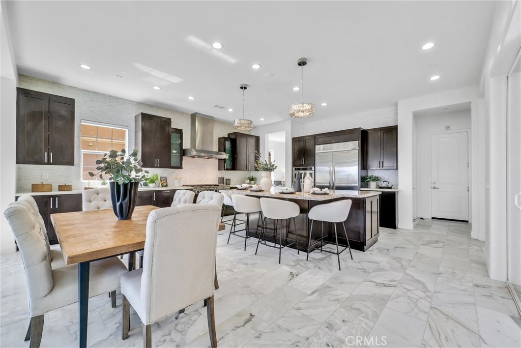 520 N Bardsdale Place