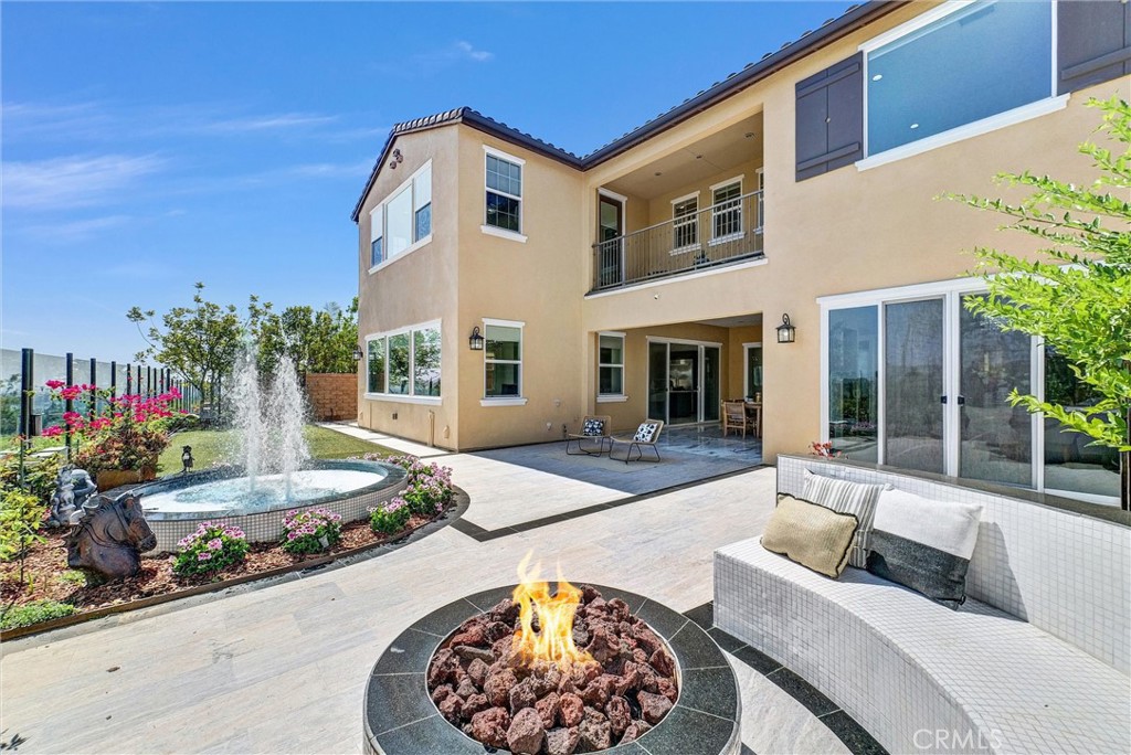 520 N Bardsdale Place