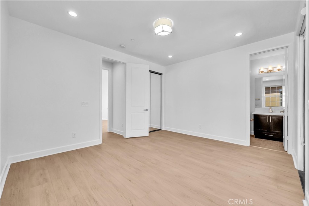 520 N Bardsdale Place