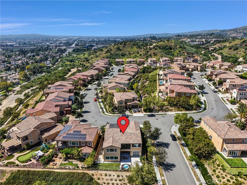 520 N Bardsdale Place