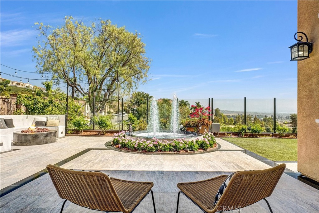 520 N Bardsdale Place