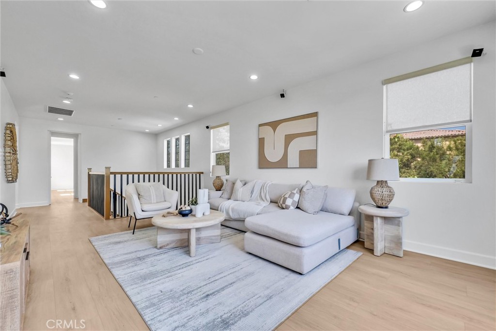 520 N Bardsdale Place