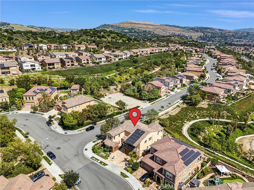 520 N Bardsdale Place