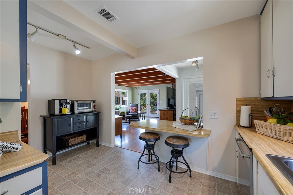 1245 Riverside Drive