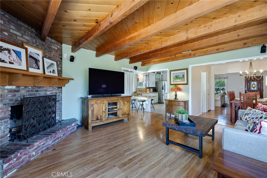 1245 Riverside Drive