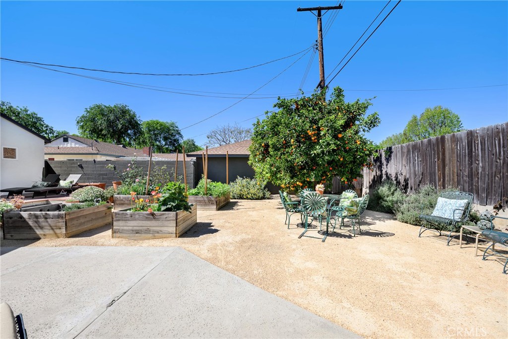 1245 Riverside Drive