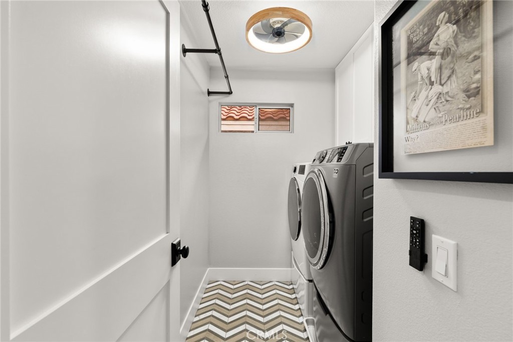 24572 Sunshine Drive