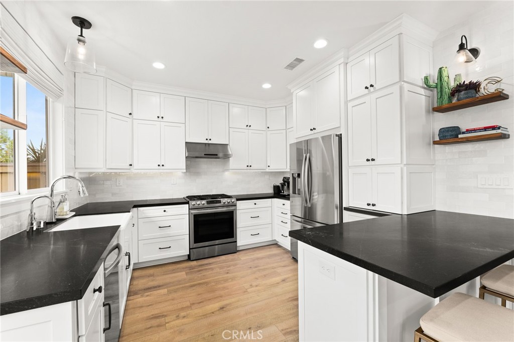 24572 Sunshine Drive