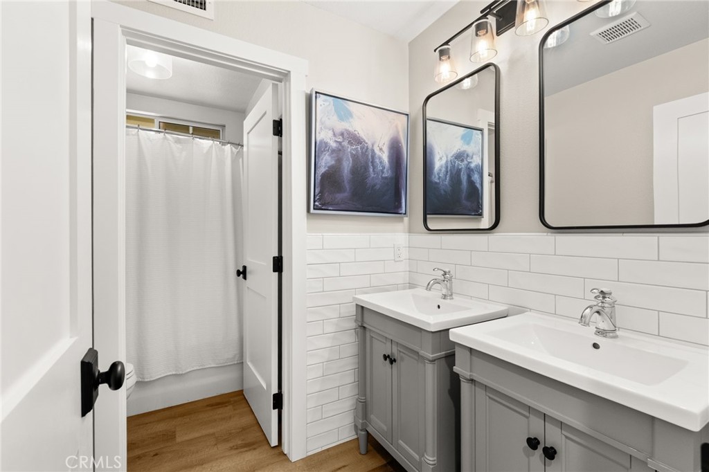 24572 Sunshine Drive