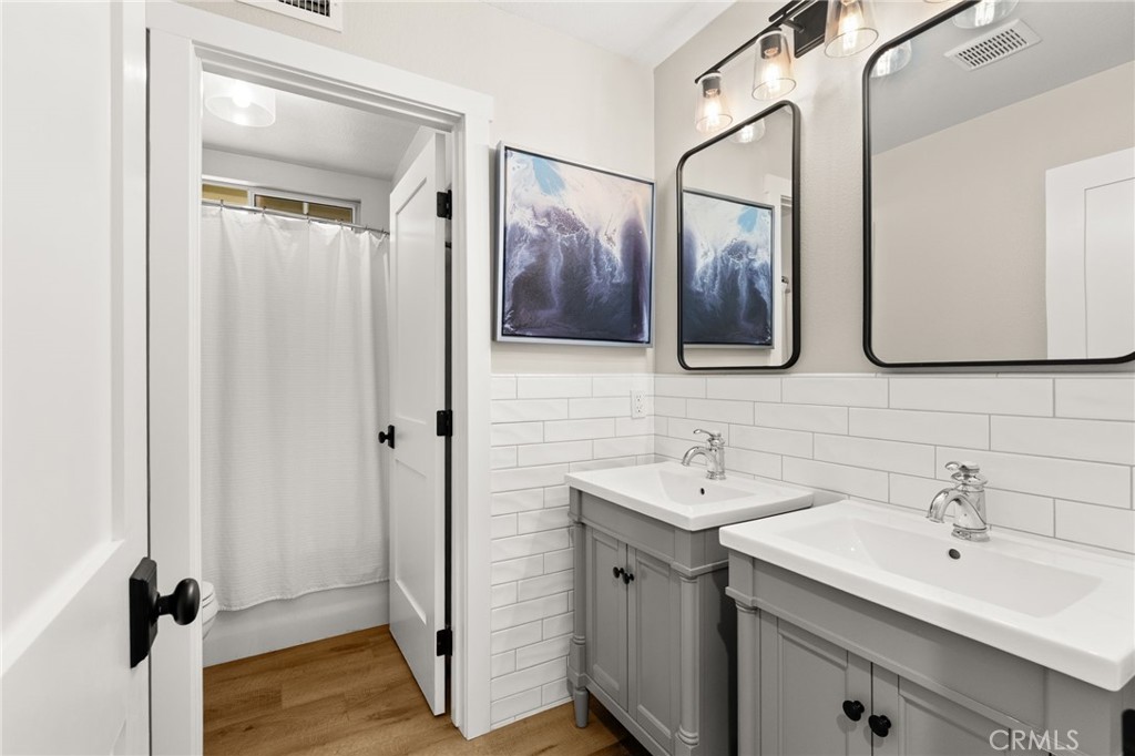 24572 Sunshine Drive