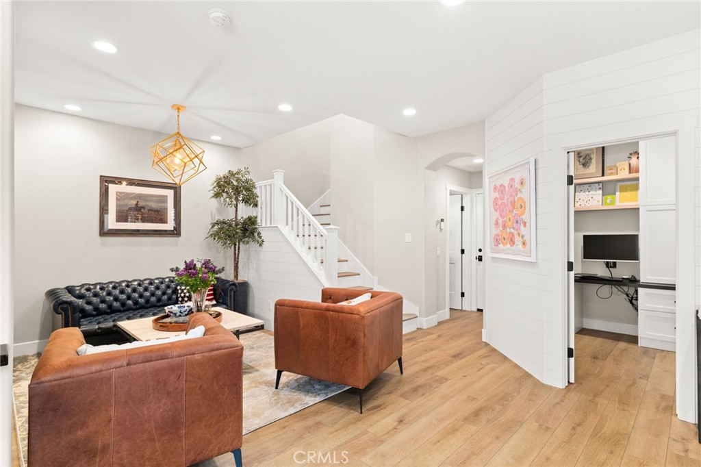 24572 Sunshine Drive