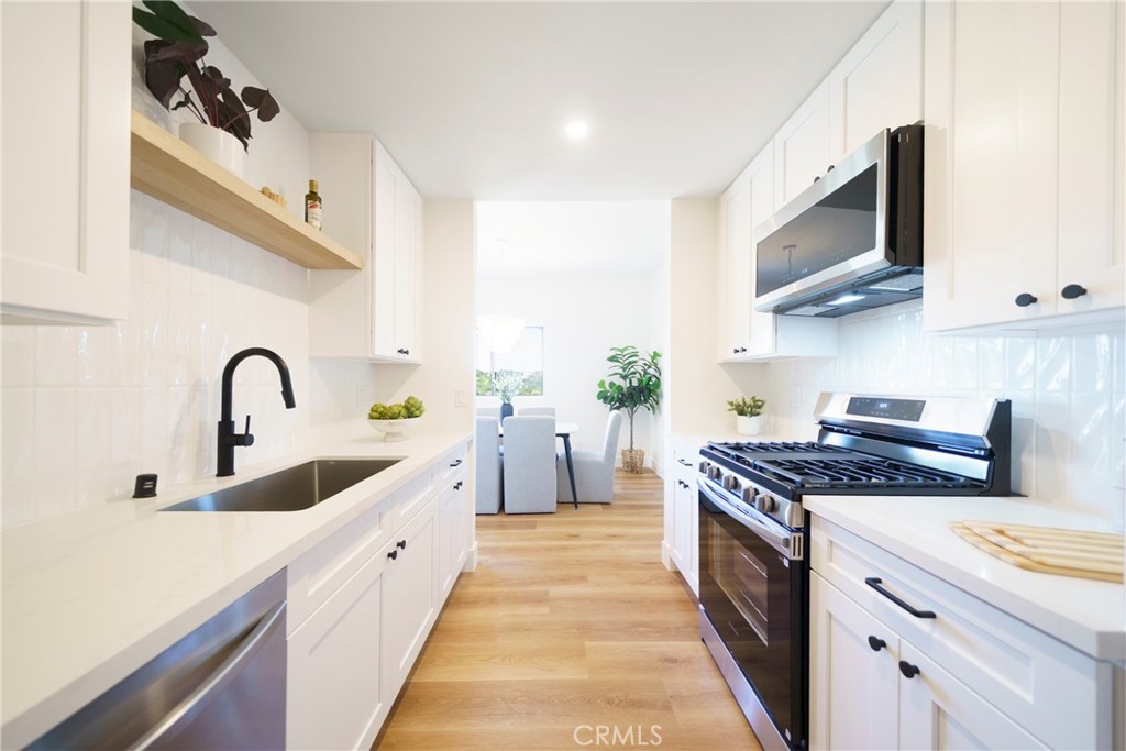 792 Portola Terrace