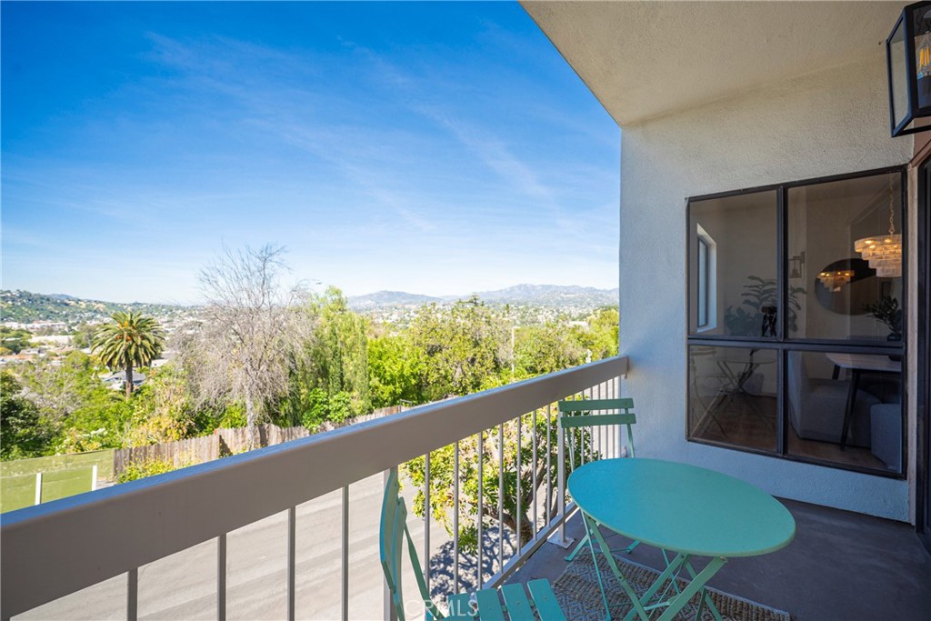 792 Portola Terrace