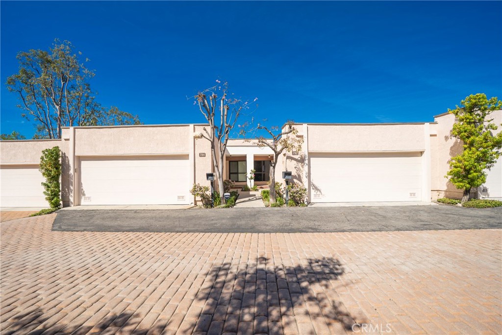 792 Portola Terrace