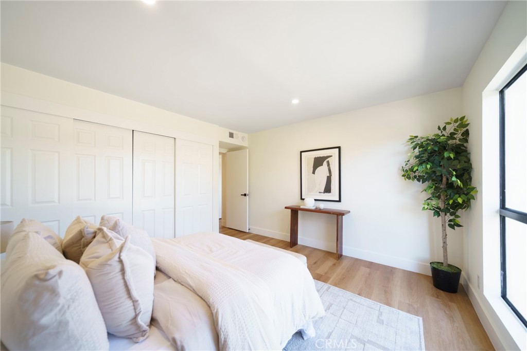 792 Portola Terrace