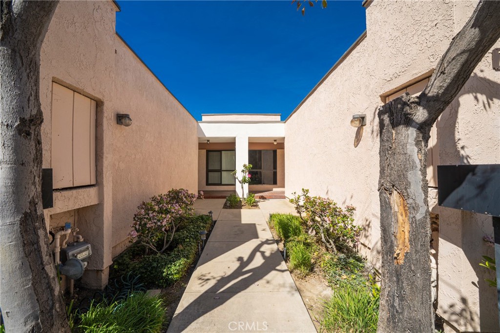 792 Portola Terrace
