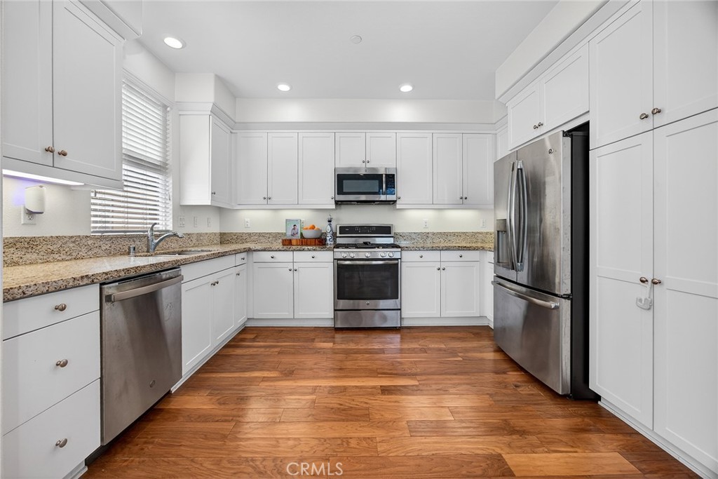 1617 E Lincoln