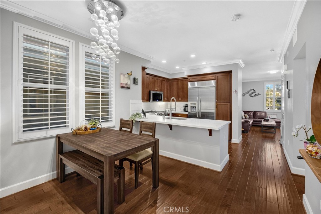 12842 Palm Street 111
