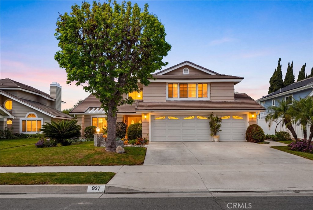 937 Finnell Way