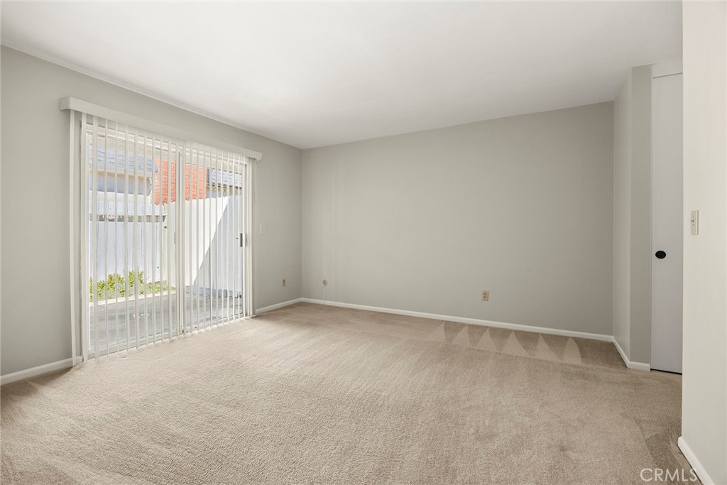 1330 Victoria C