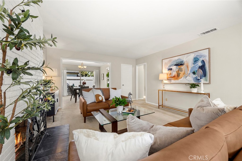 1330 Victoria C