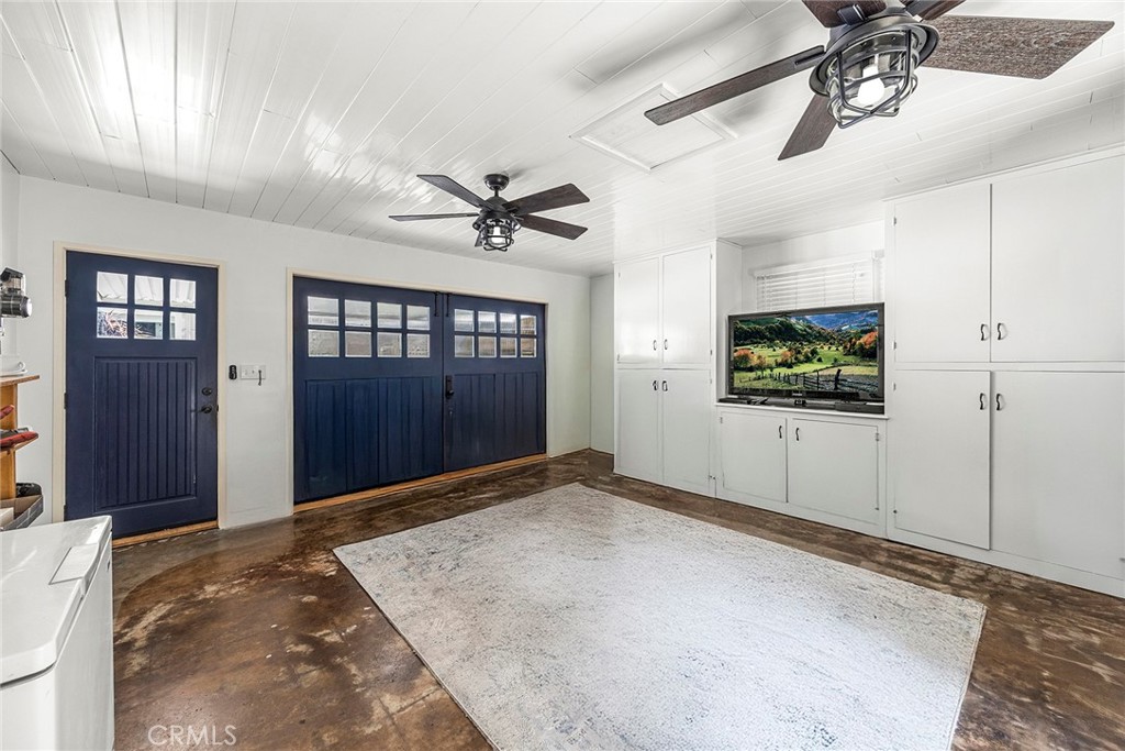 704 Grandview