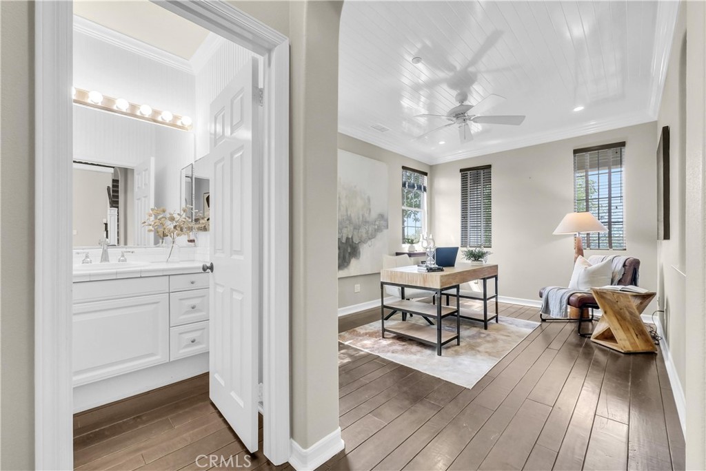 436 Tangerine Place