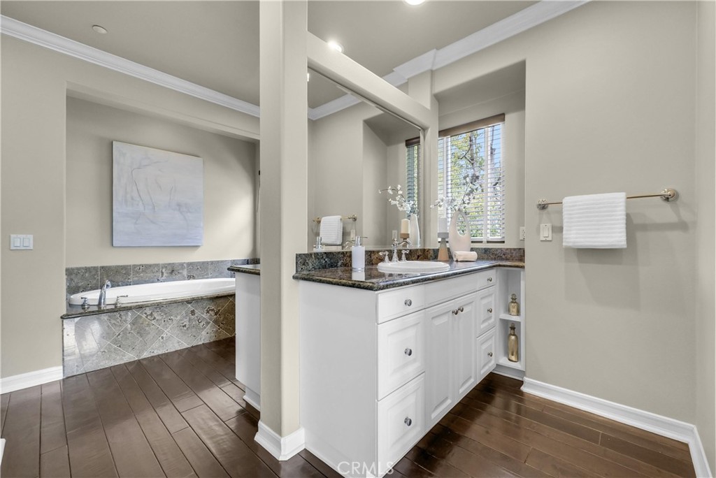 436 Tangerine Place