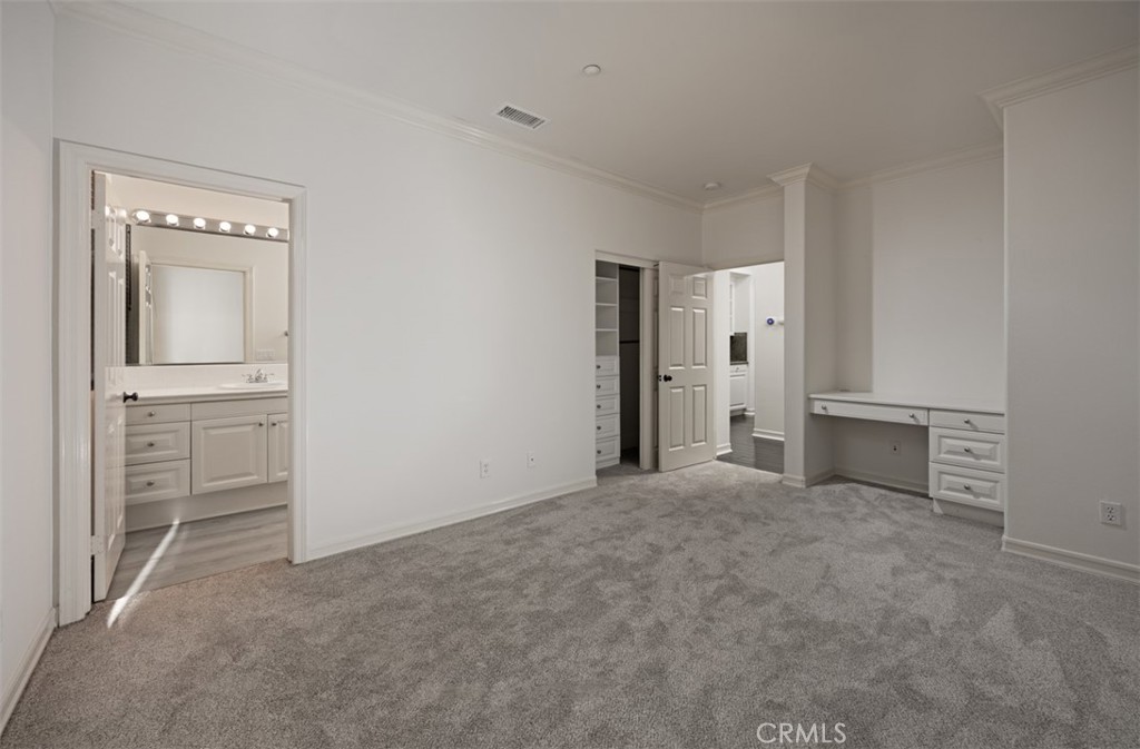 436 Tangerine Place