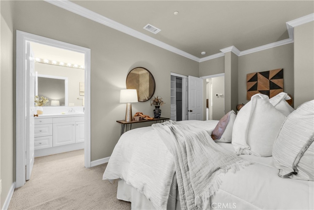 436 Tangerine Place