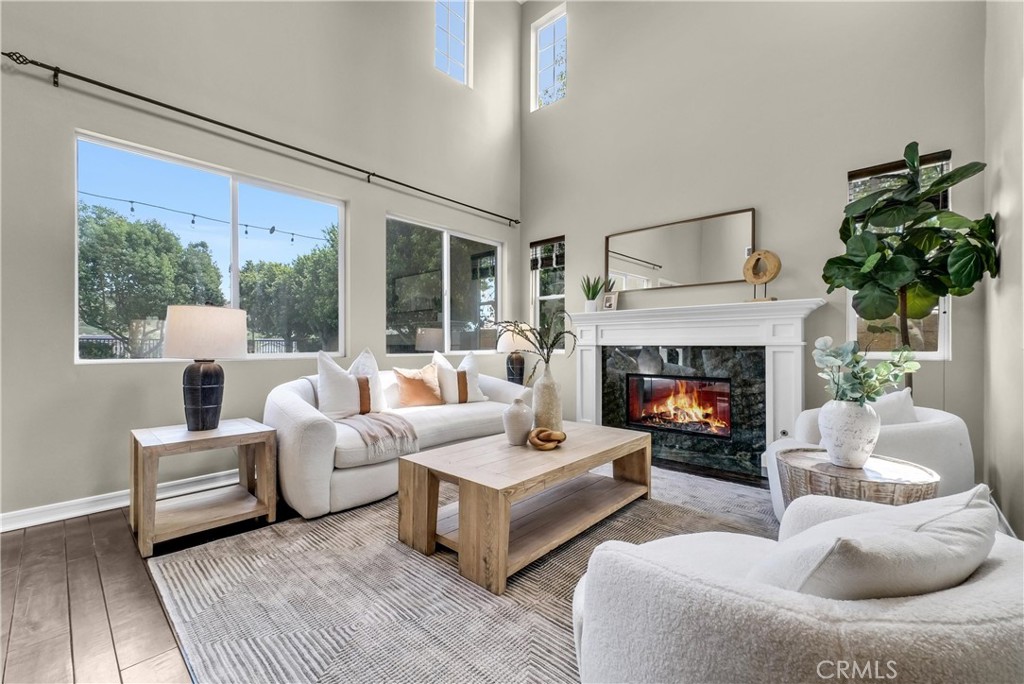 436 Tangerine Place