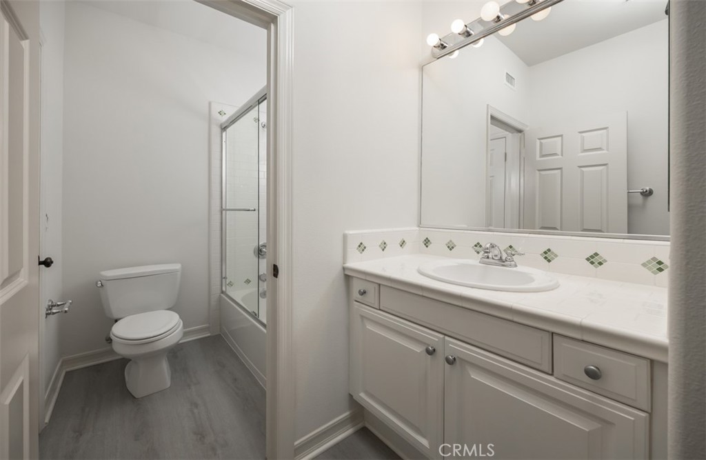 436 Tangerine Place