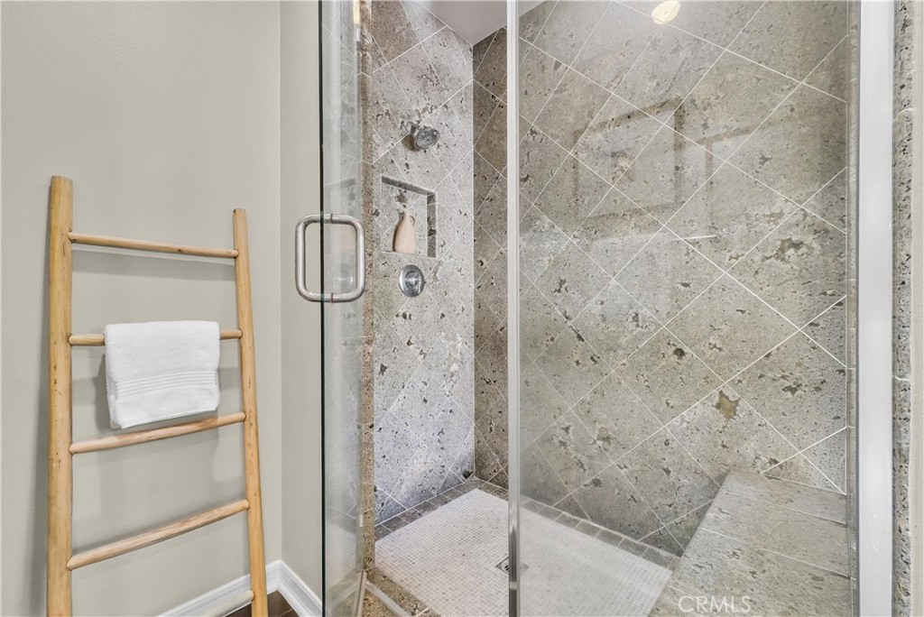 436 Tangerine Place