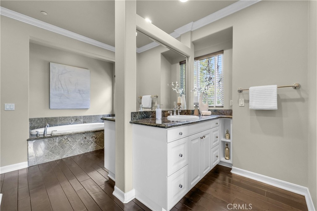 436 Tangerine Place