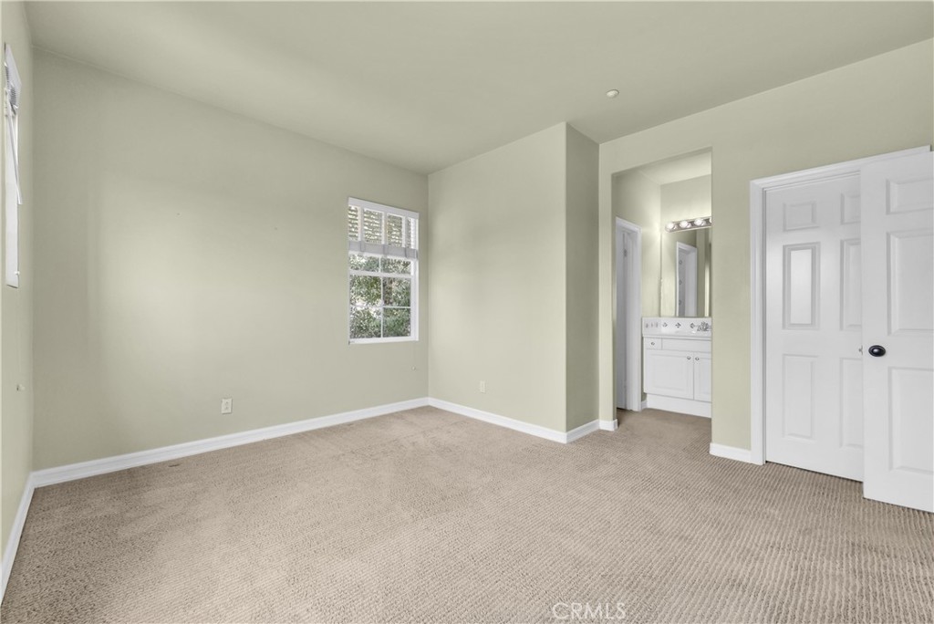 436 Tangerine Place