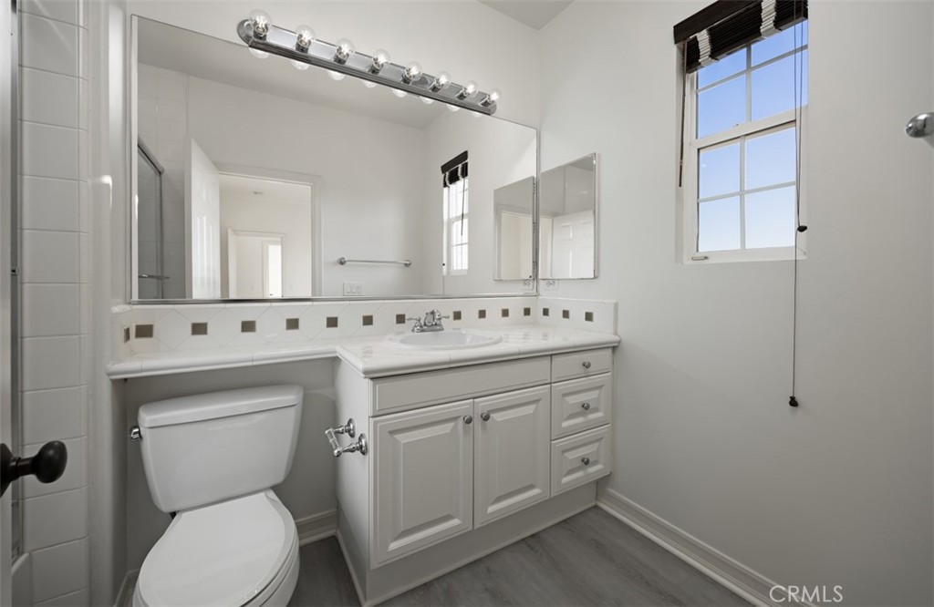 436 Tangerine Place