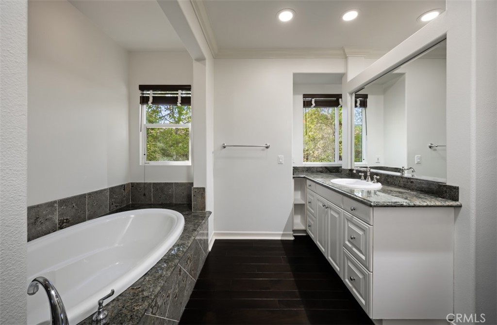 436 Tangerine Place