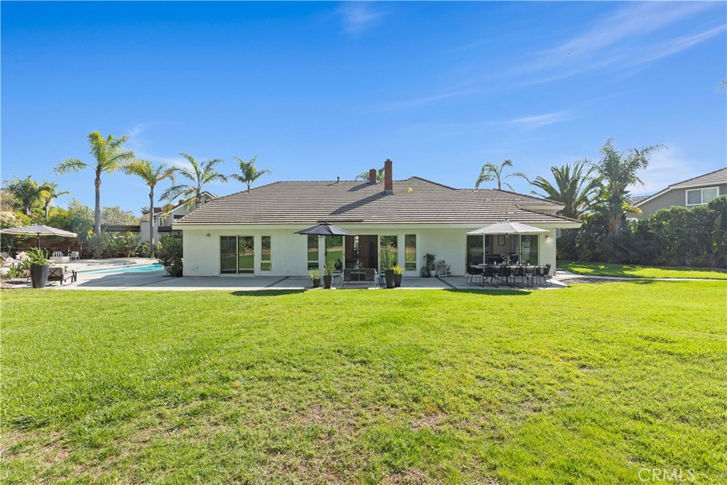 4060 Hickory Tree