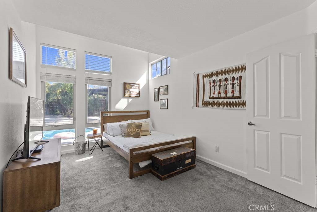 4060 Hickory Tree