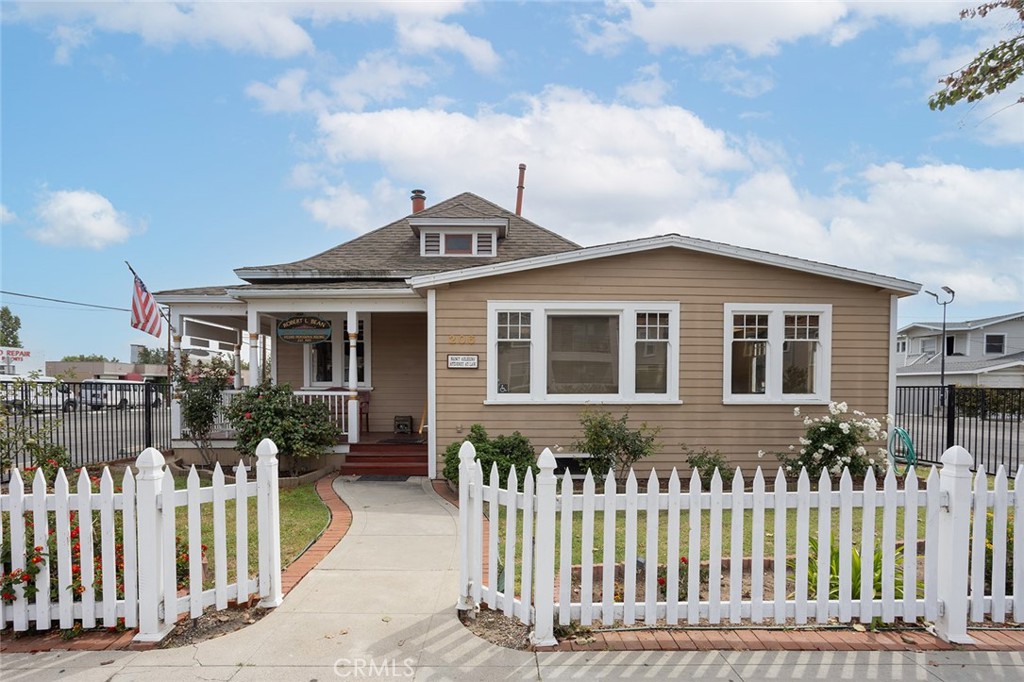 206 W Wilshire