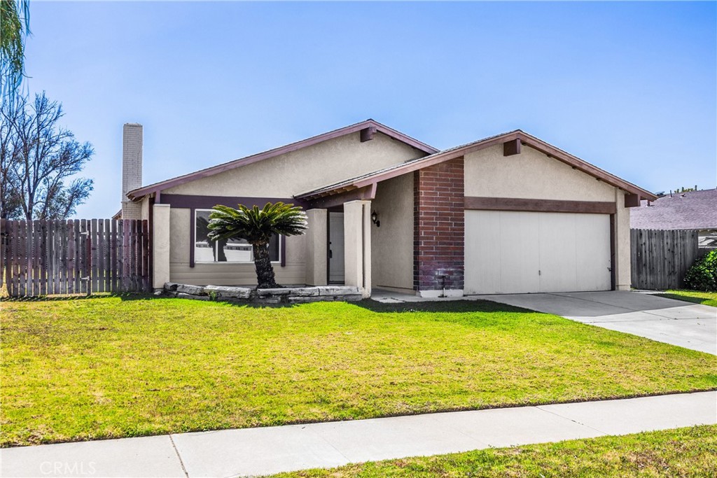 989 Oakdale