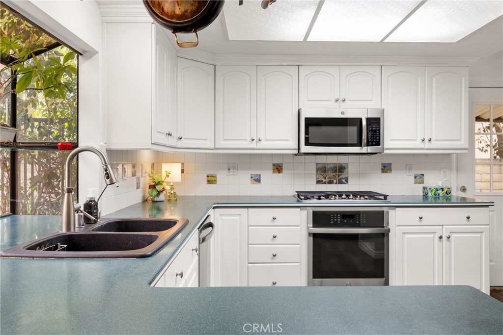 809 North Ford Avenue