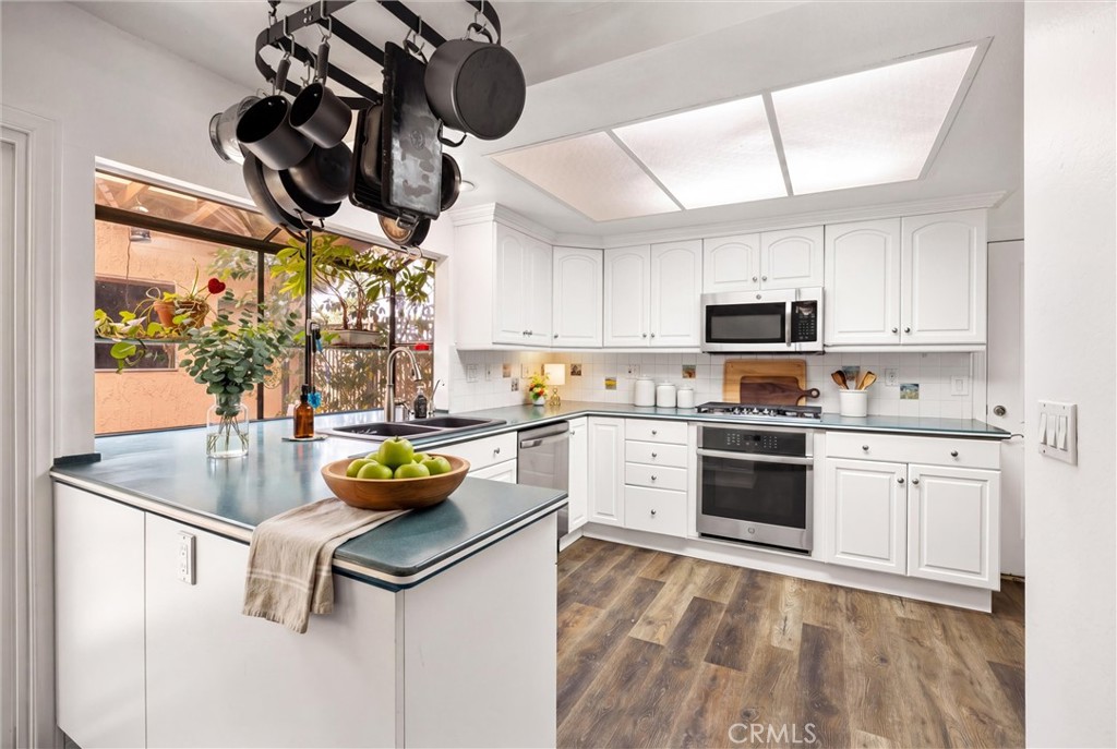 809 North Ford Avenue