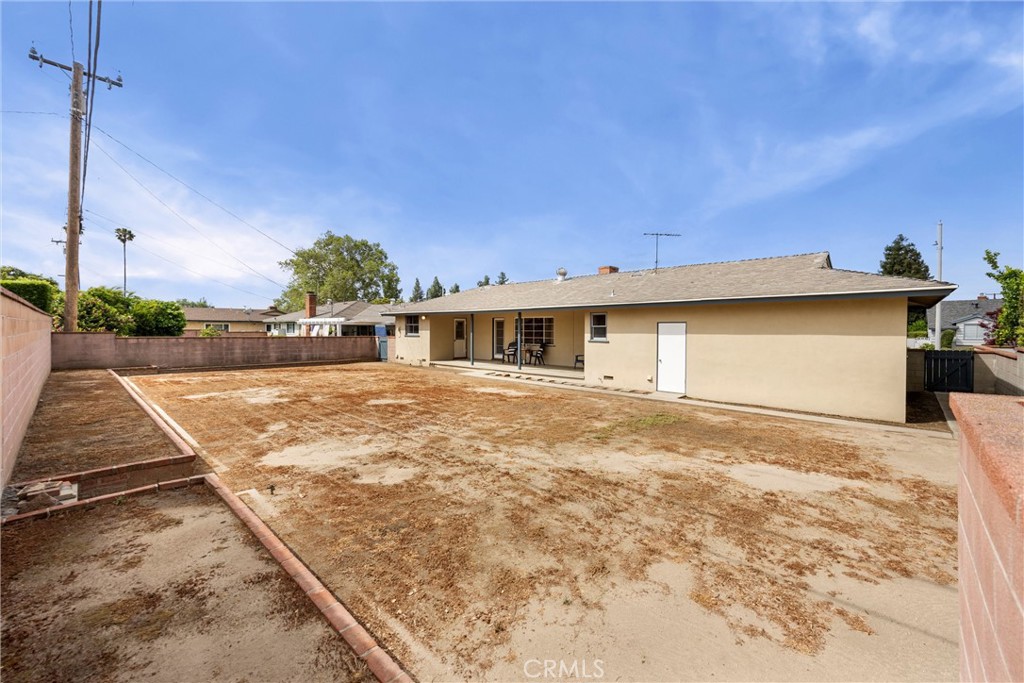 226 N Armel