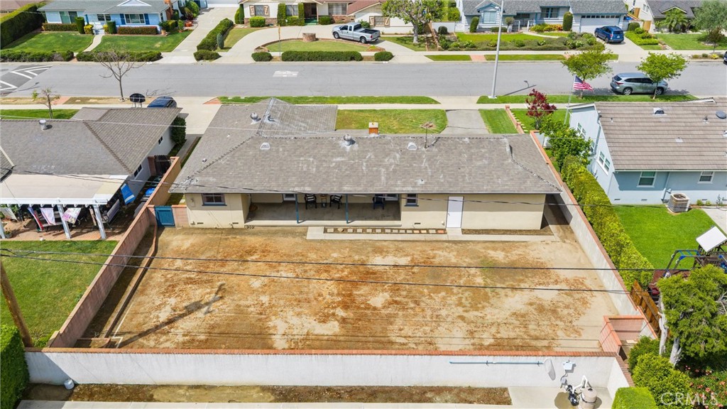 226 N Armel
