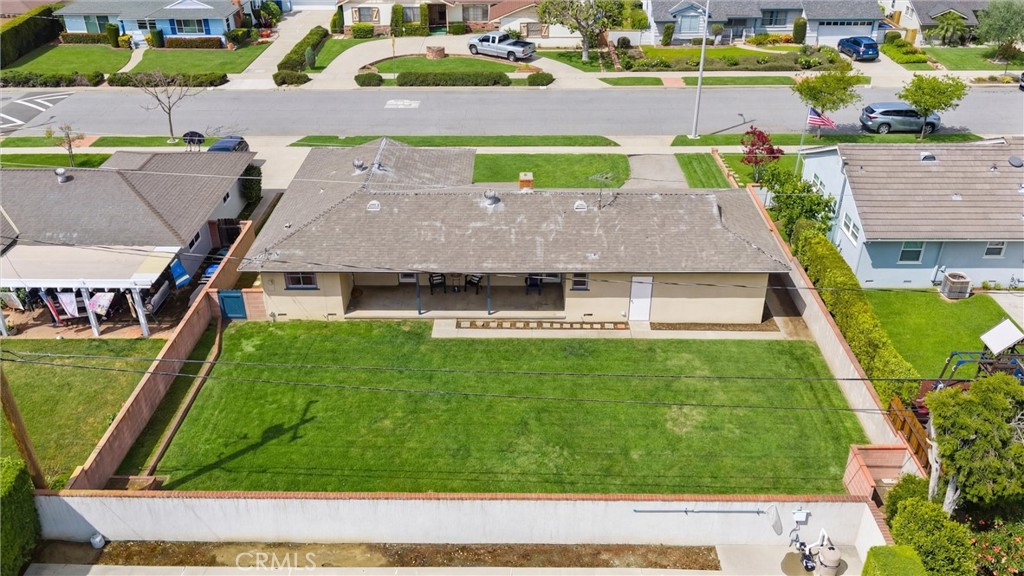 226 N Armel